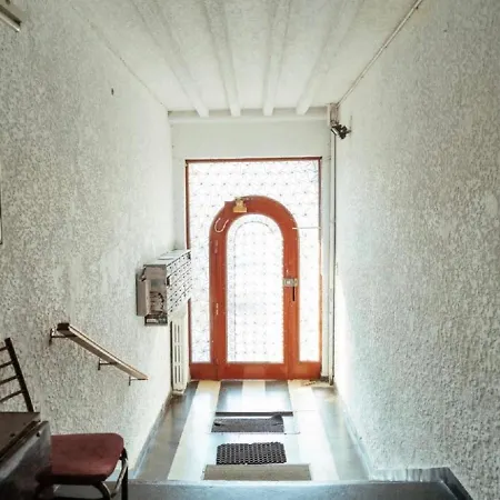 Apartment Tudor Studio